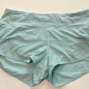 Lululemon Speed Up short 2.5” powder blue